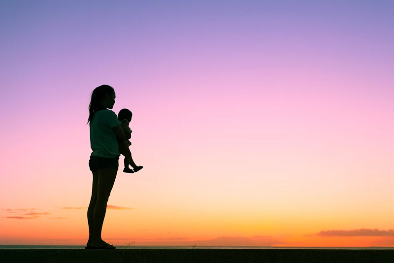 Con gái, mẹ và thần tượng