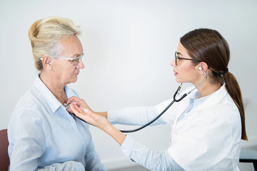Tại sao bác sỹ có thể chẩn đoán được bệnh qua tai nghe?